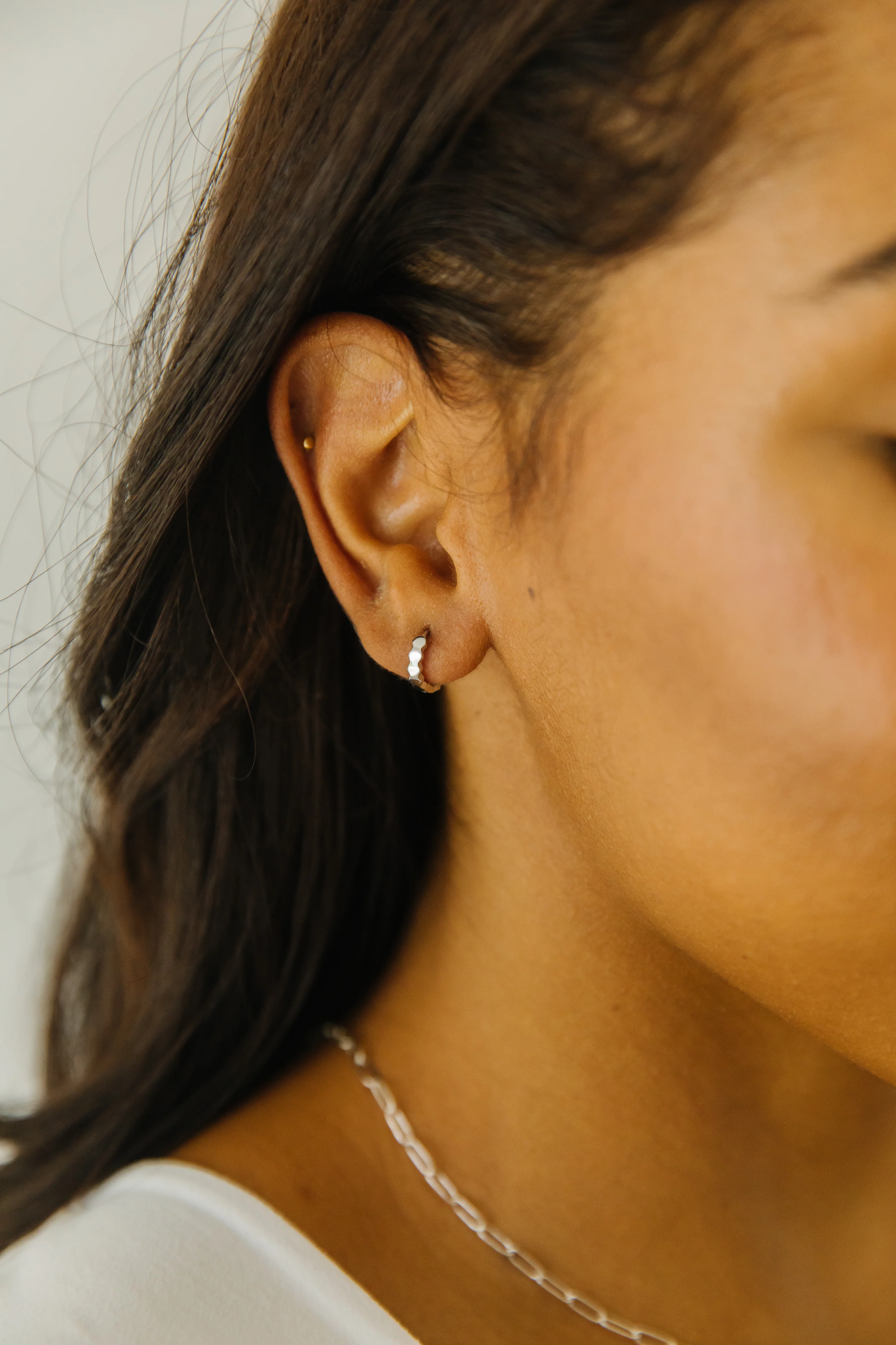 9 mm Crinkle Huggies - Image 12