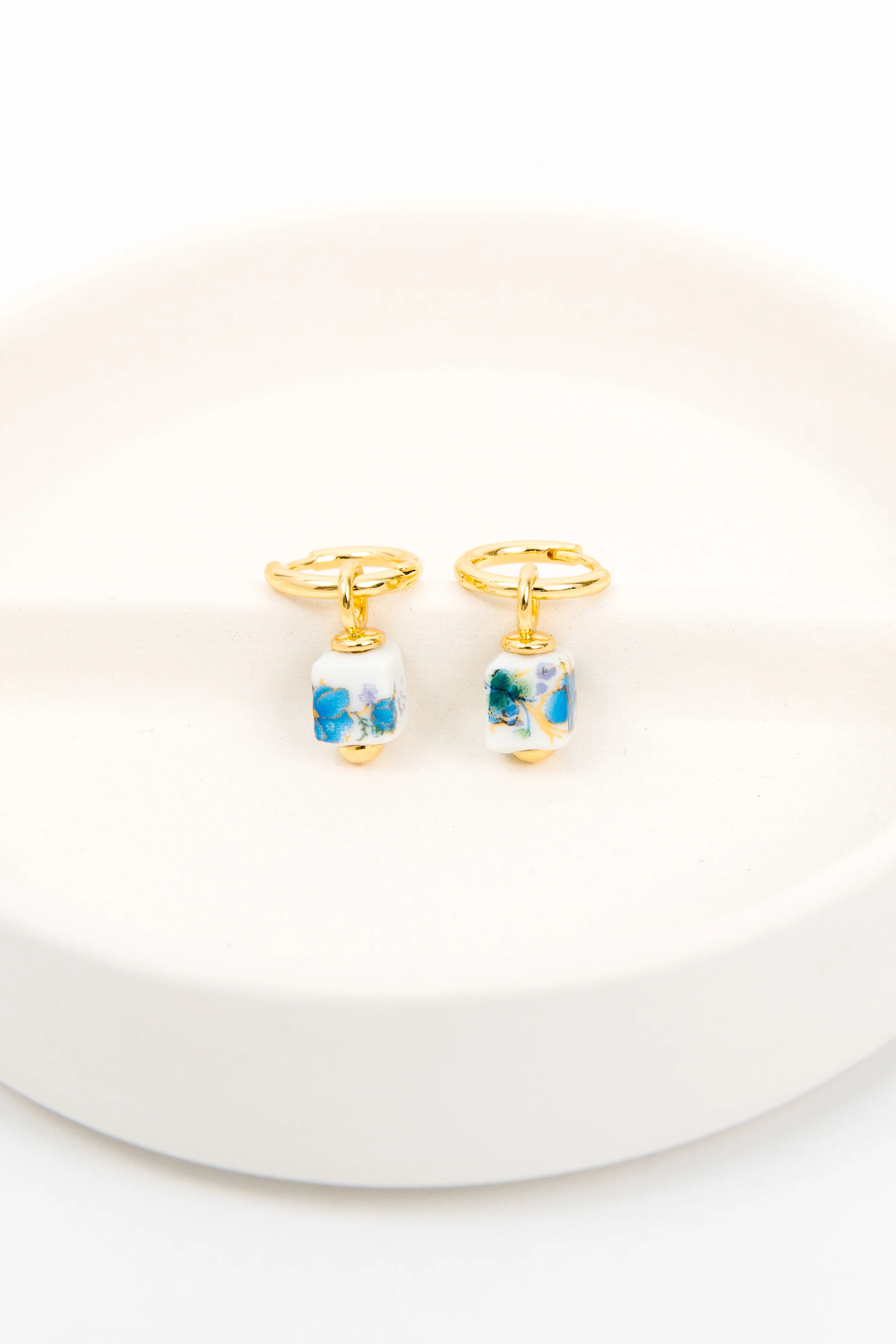 Garden Party Huggies - Image 6