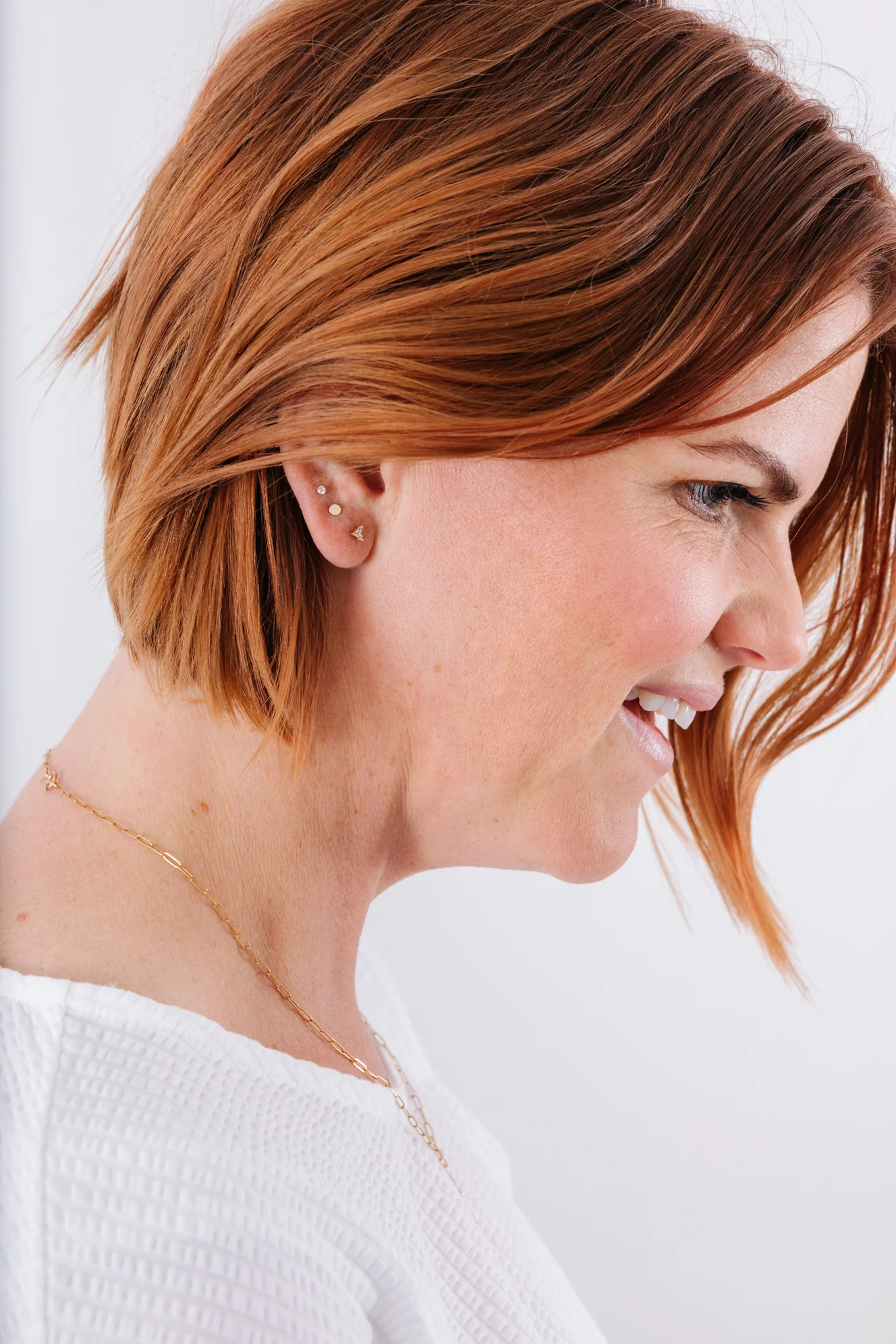 Three Diamond Cluster Screwbacks - Image 4