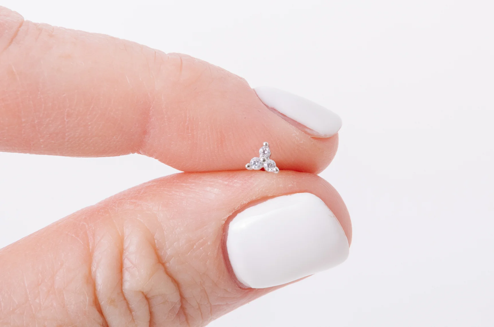 Three Diamond Cluster Screwbacks - Image 8